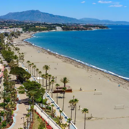 Apartment Cortijo Del Mar - La Perla- By Interhome Estepona