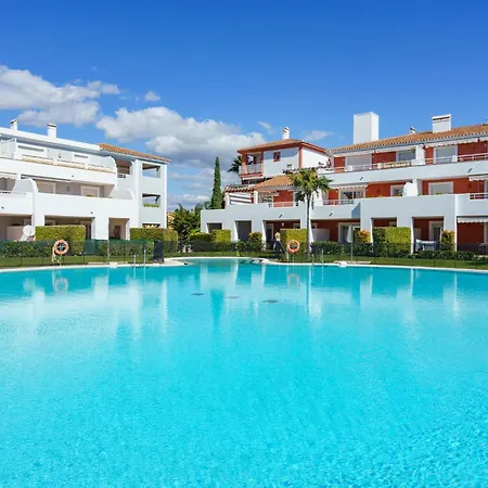 Apartment Cortijo Del Mar - La Perla- By Interhome Estepona